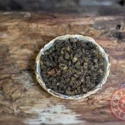 Produktinformationen "Pansenmehl 250g"  Haben Sie einen mäkeligen Fresser daheim? Dann sollten Sie einmal Pansenmehl unters Futter mischen, es regt den Appetit an und macht aus jeder Mahlzeit einen Leckerbissen.